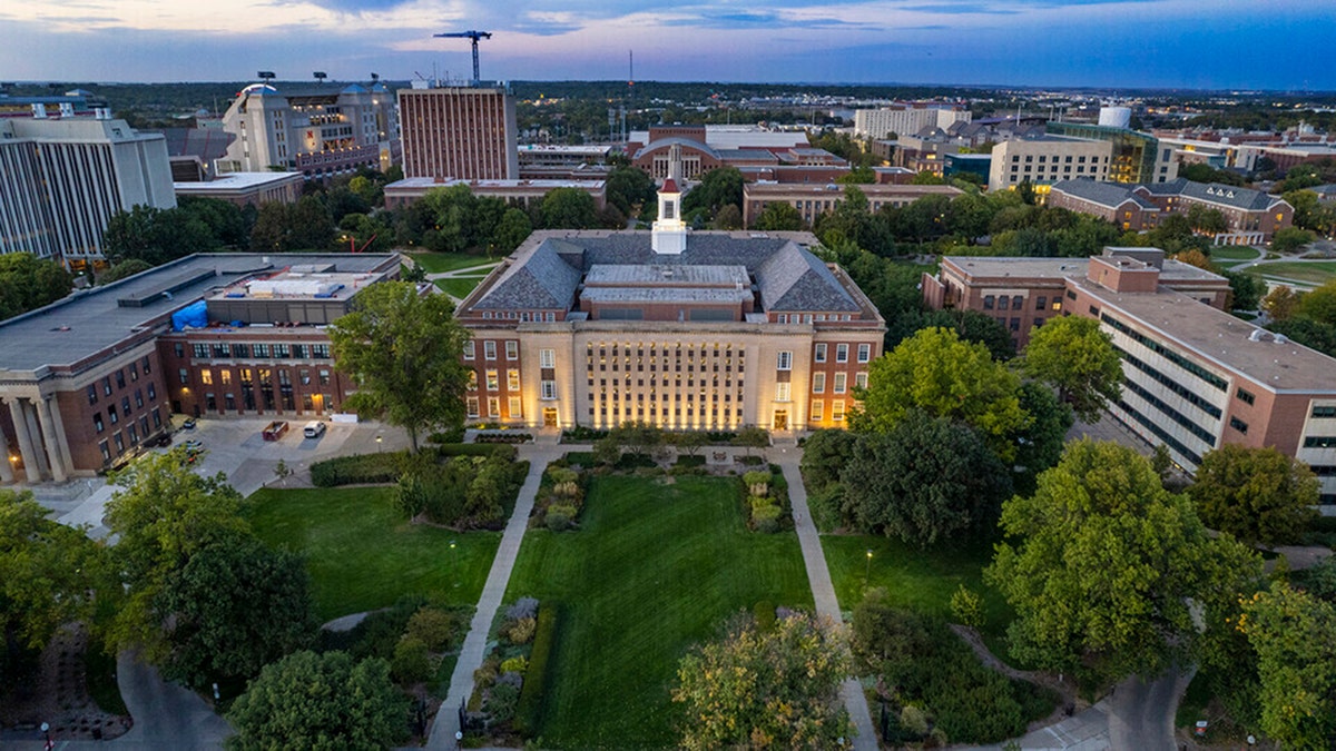 Universitas Nebraska
