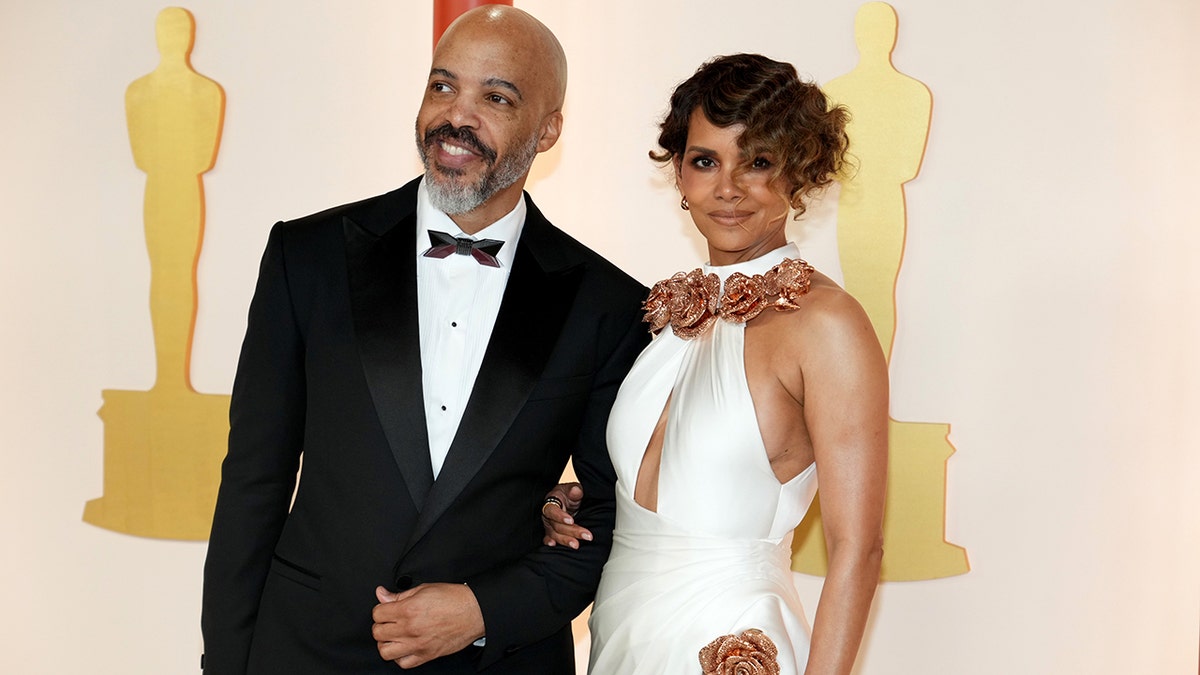 Van Hunt and Halle Berry at the Academy Awards