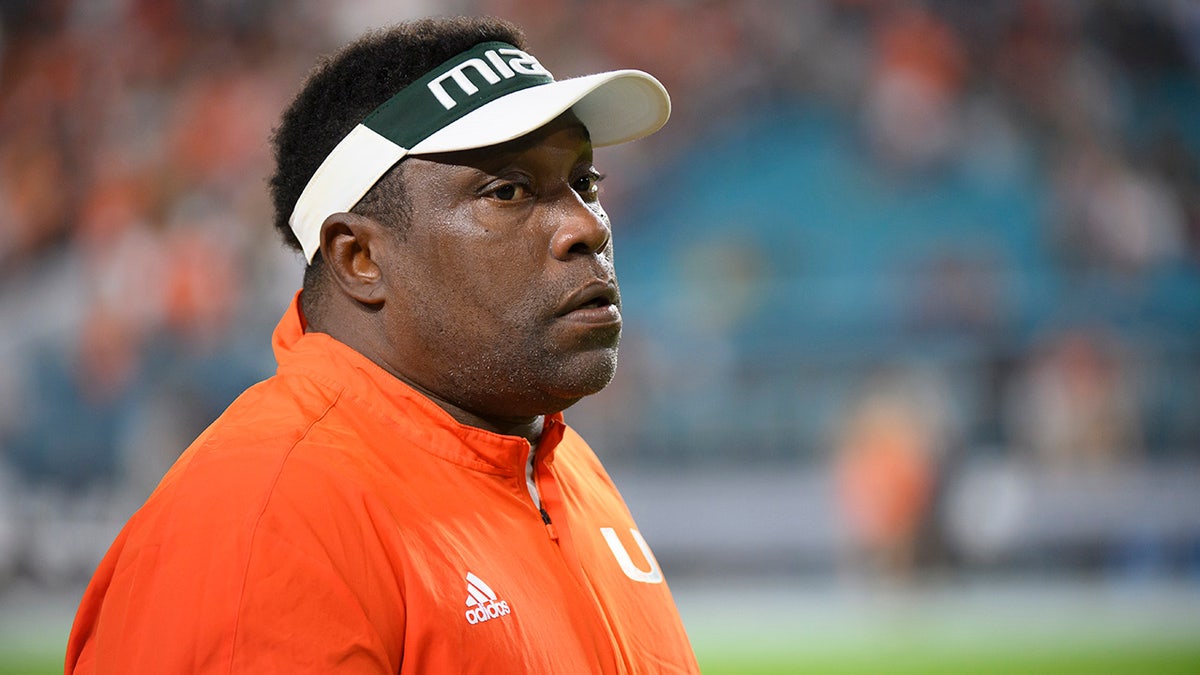 Warren Sapp at Hurricanes game