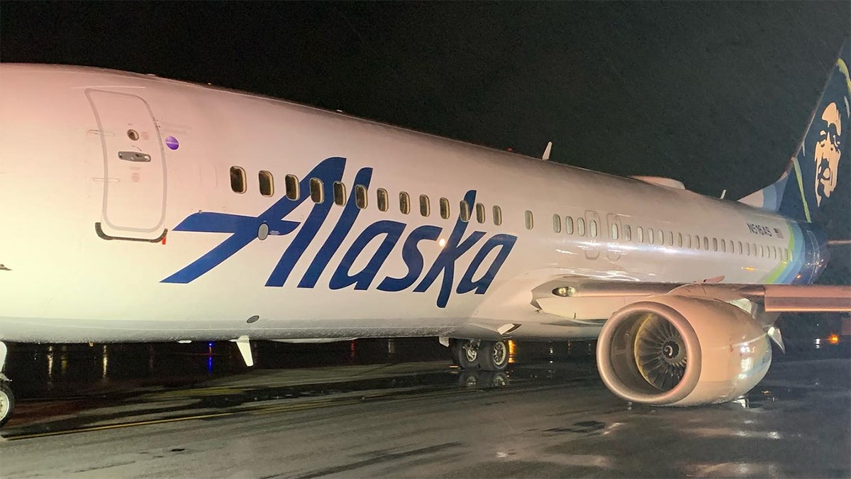 Alaska Airliens Flight 1288 plane