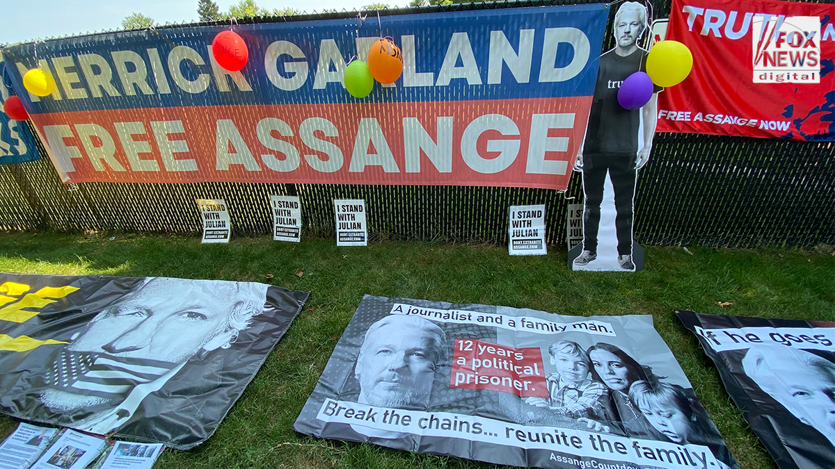 Julian Assange vigil near Merrick Garland's home