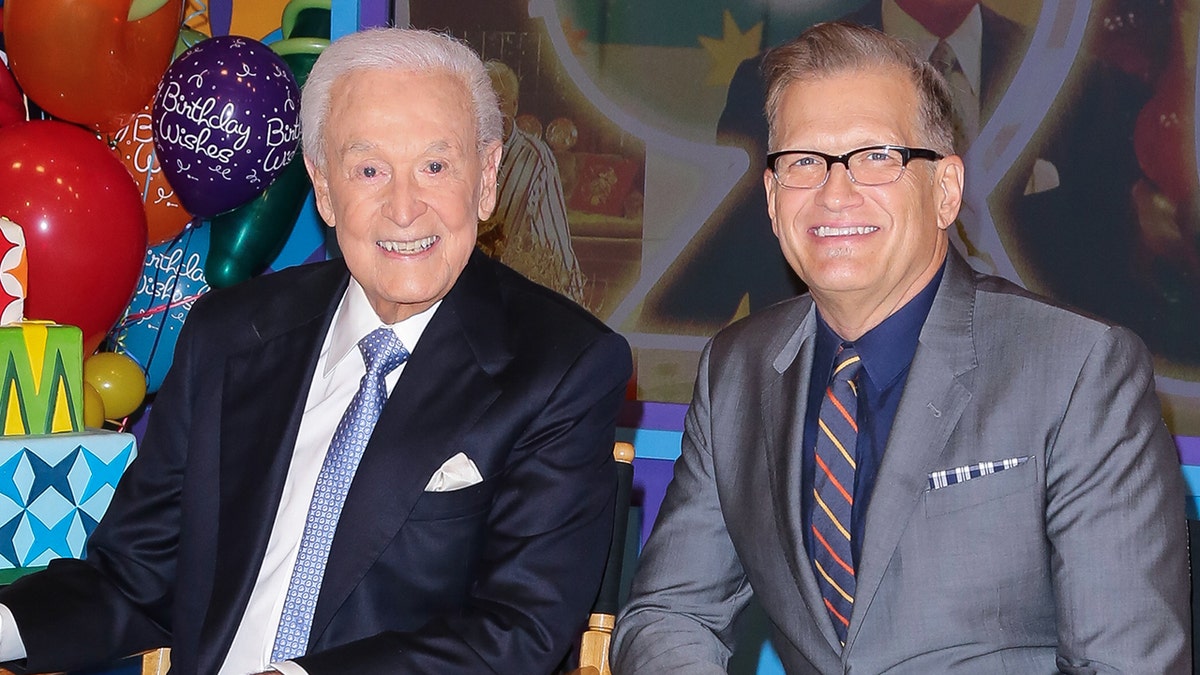 Drew Carey and Bob Barker chat on The Price is Right