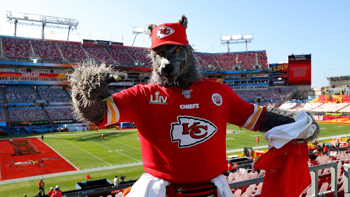 Chiefs Superfan Indicted On Bank Robbery, Money Laundering Charges ...