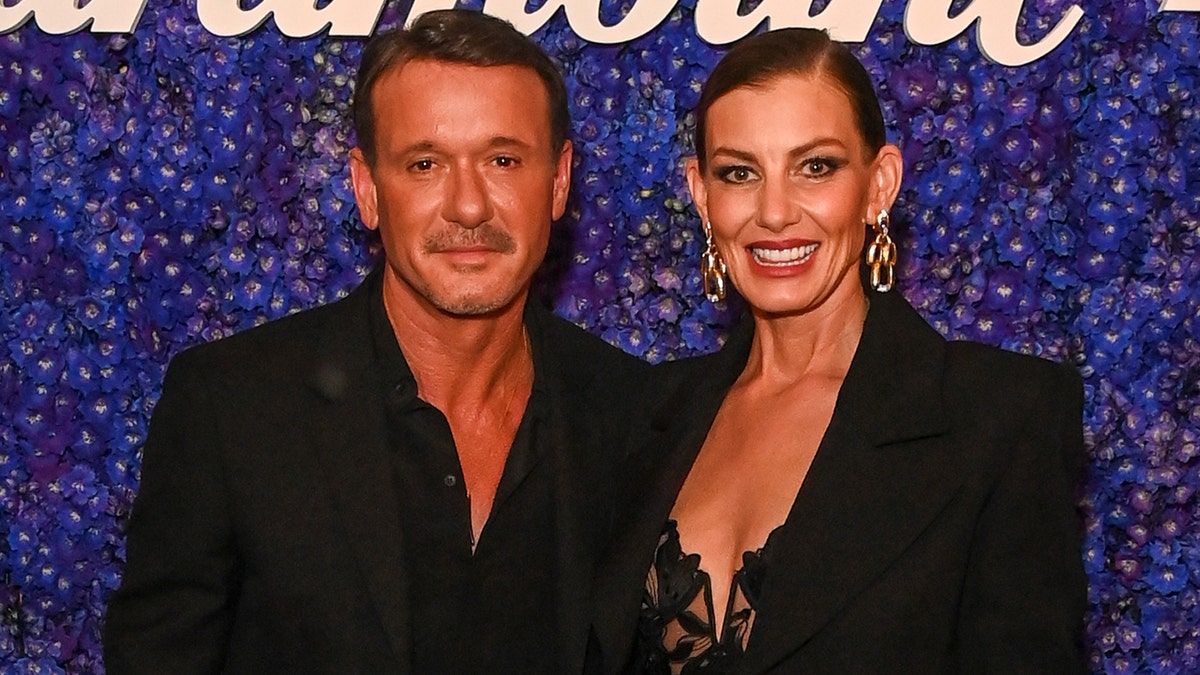 Faith Hill and Tim McGraw at an event for Parmount Studios