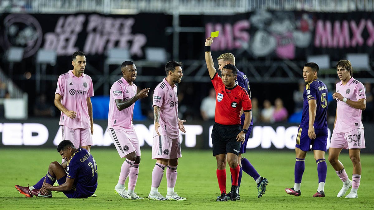 A circus!' - Orlando City coach claims Lionel Messi should have been sent  off for Inter Miami in Leagues Cup win