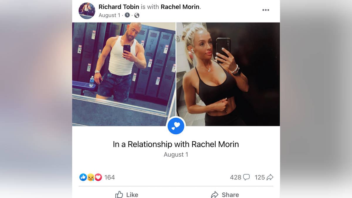 Richard Tobin and Rachel Morin taking gym selfes.