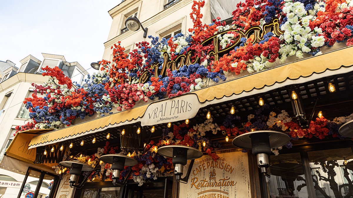 A cafe in Paris