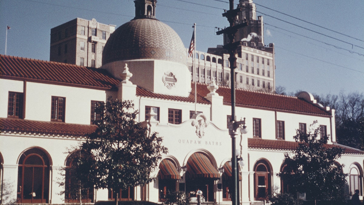 Quapaw Bathhouse 