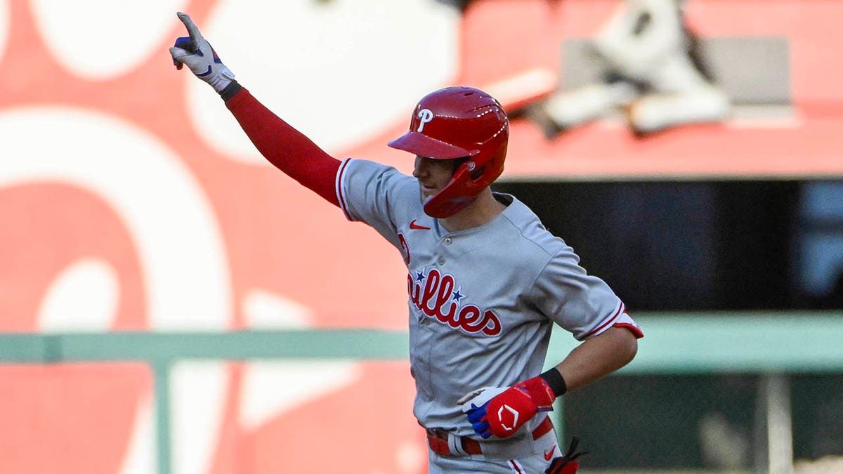 Trea Turner hits 2 of the Phillies' 5 home runs in a 12-3, come-from-behind  win over Nationals - WTOP News