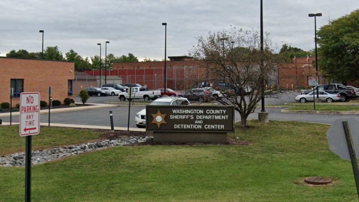 Washington County Detention Center exteriors