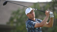 Jordan Spieth splits sandwich with fan in bizarre moment during St Jude Championship