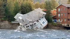 Video shows house in Juneau, Alaska, collapsing into flooded Mendenhall River