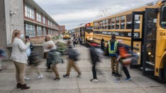 Louisville students return to school following disastrous roll out of new bus system