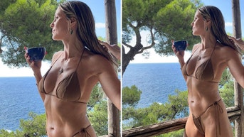 50-year-old supermodel stuns in nude bikini on Italian getaway