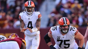 Browns' Deshaun Watson avoids ejection after pushing official