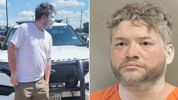 Texas road rage suspect spray-paints victim's face before having can turned on him: authorities