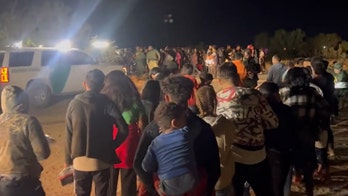 Mass. mayor calls to change state's 'right-to-shelter' law amid migrant crisis: 'Don't have endless capacity'