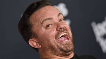 Star with dwarfism slams new ‘Snow White,’ ‘Wonka’ for casting ‘average people’ in roles for little people