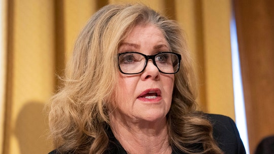 Blackburn questions why Biden's Commerce Dept chose to 'lift sanctions' on Chinese communist group