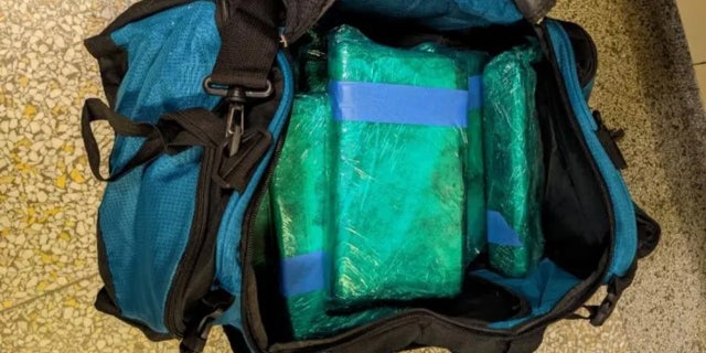 Cocaína en una bolsa de lona