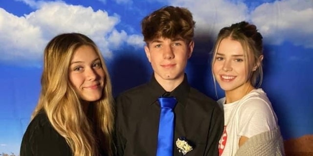 Kamryn, Christopher and Lindy Simmons pictured together