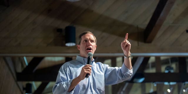 Andy Beshear 
