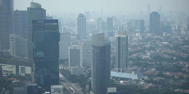 Jakarta named world's most polluted city: Dry season, motorized vehicles play large role in poor air quality 2 Haze over Jakarta