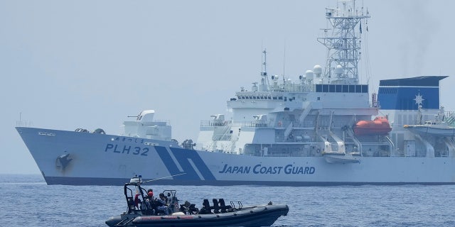 Philippine and Japan Coast Guard ships