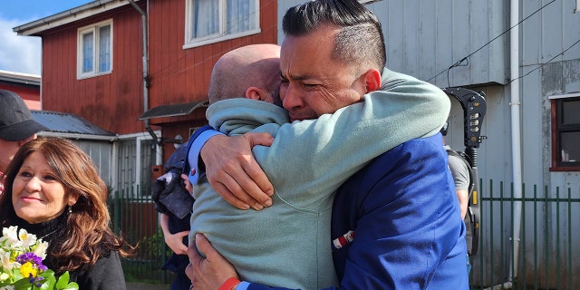 Thyden reuniting with the family members