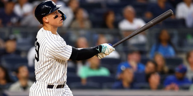 Aaron Judge looks at hit