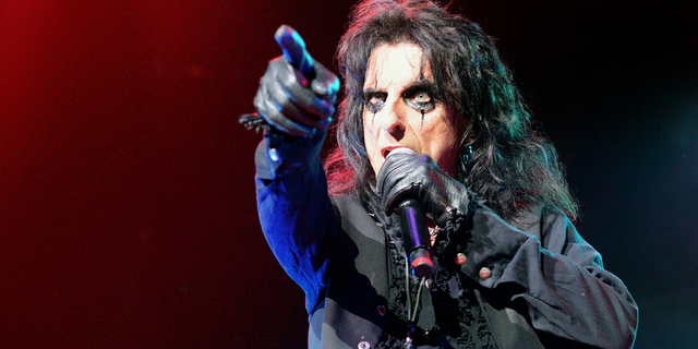 Alice Cooper in concert