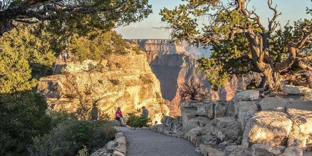 Bright Angel Point Trail Grand Canyon
