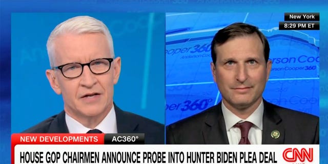 Anderson Cooper Interviews Dan Goldman