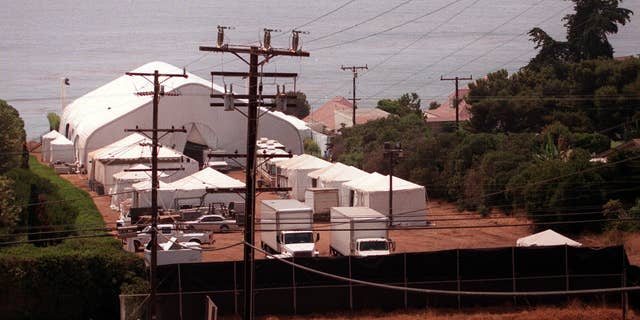 Jennifer Aniston and Brad Pitt's wedding tents