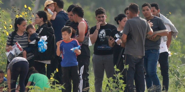 migrants