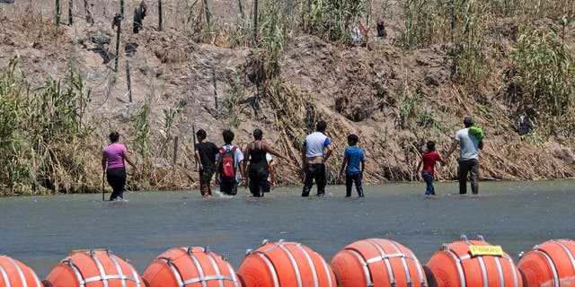 Migrants