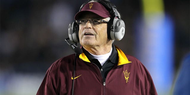 Dennis Erickson coaches ASU