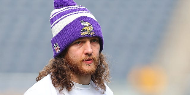 T.J. Hockenson prior to a game against the Bears