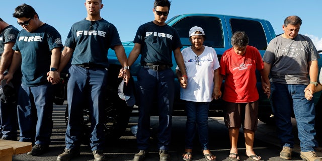 Hawaii federal firefighters