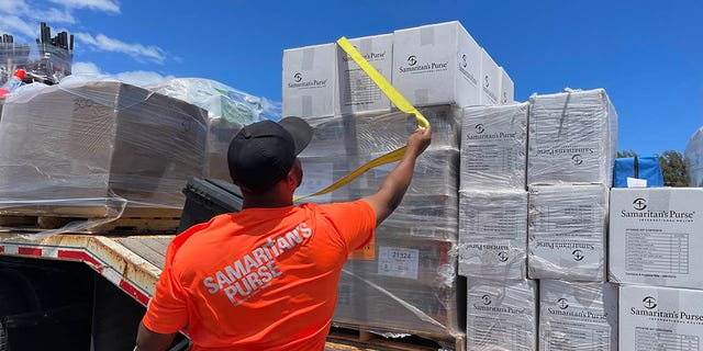 Samaritan's Purse volunteer in Lahaina 