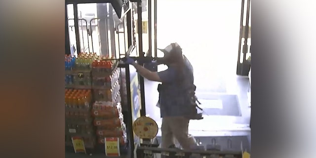 Jacksonville shooter inside store