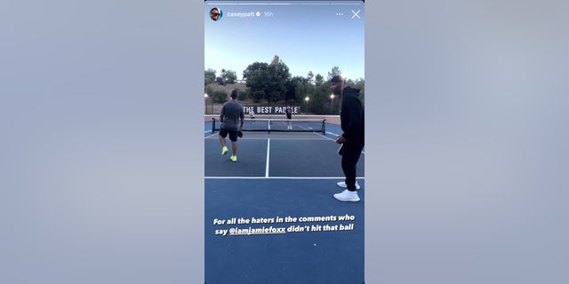 Jamie Foxx plays pickleball