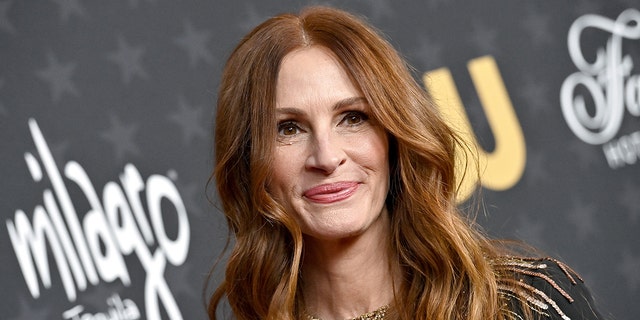 close up of Julia Roberts on the red carpet