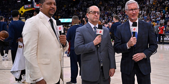Mark Jackson, Jeff Van Gundy and Mike Breen during broadcast