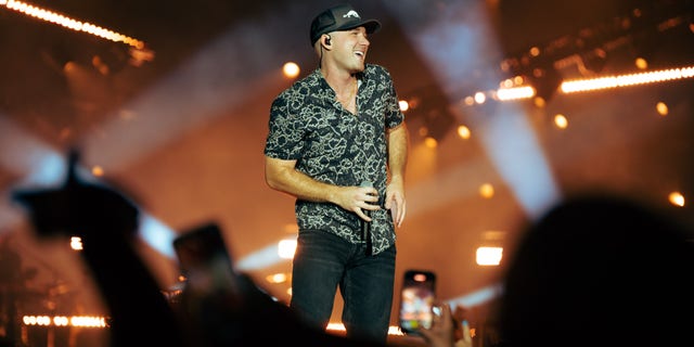Morgan Wallen shaved his head
