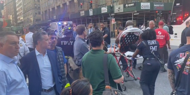 nyc car pedestrians