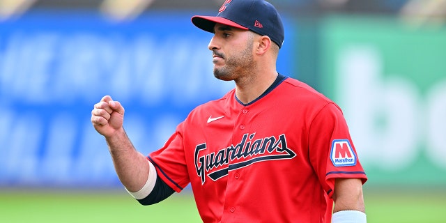 Guardians' Ramón Laureano achieves incredible stat thanks to RBI in win over Blue Jays 3 Ramon Laureano fist bump