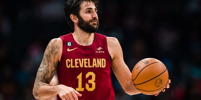 Ricky Rubio dribbles during a Cavaliers game