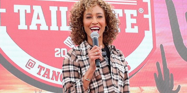 Sage Steele in Arizona