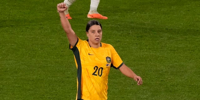 Sam Kerr scores